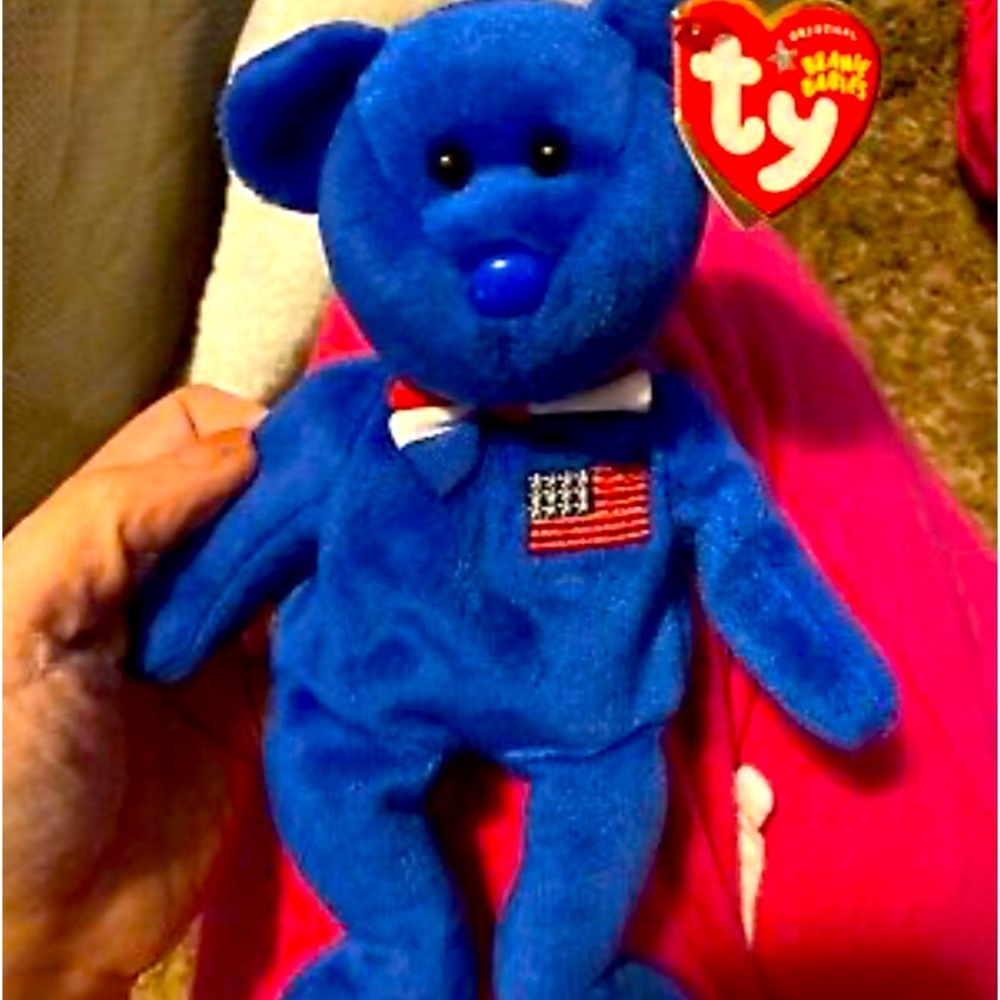 TY Beanie Babies - John October 30, 1735